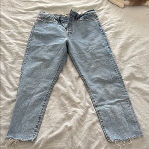 Levi’s “Wedgie” Ankle Cut Jeans